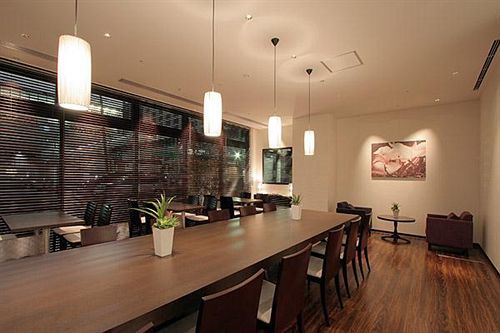 โรงแรมวิสตา เอบินะ